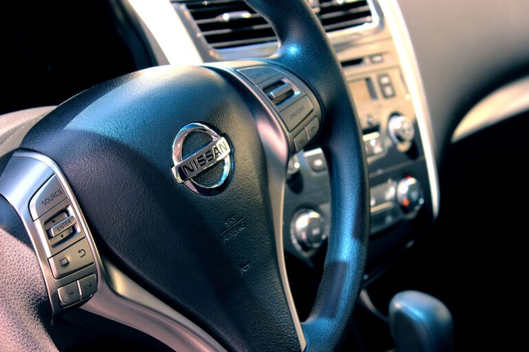 Nissan, retrogradat în categoria „junk” de către toate cele trei mari agenții de rating