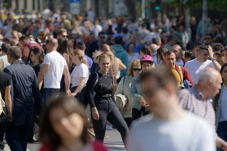 România și Bulgaria are cei mai săraci tineri din Uniunea Europeană