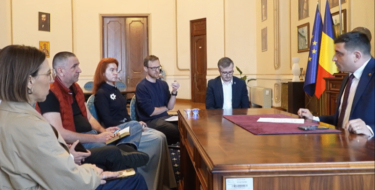Jurnaliști Digi 24, filmați de George Simion fără acordul lor. Candidatul AUR a fugit de dezbaterea cu Nicușor Dan. Reacția CNA