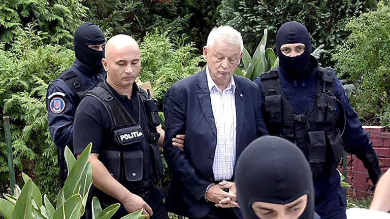 Sorin Oprescu, reținut de polițiști în Salonic. Fostul primar al Capitalei este condamnat la 10 ani pentru corupție